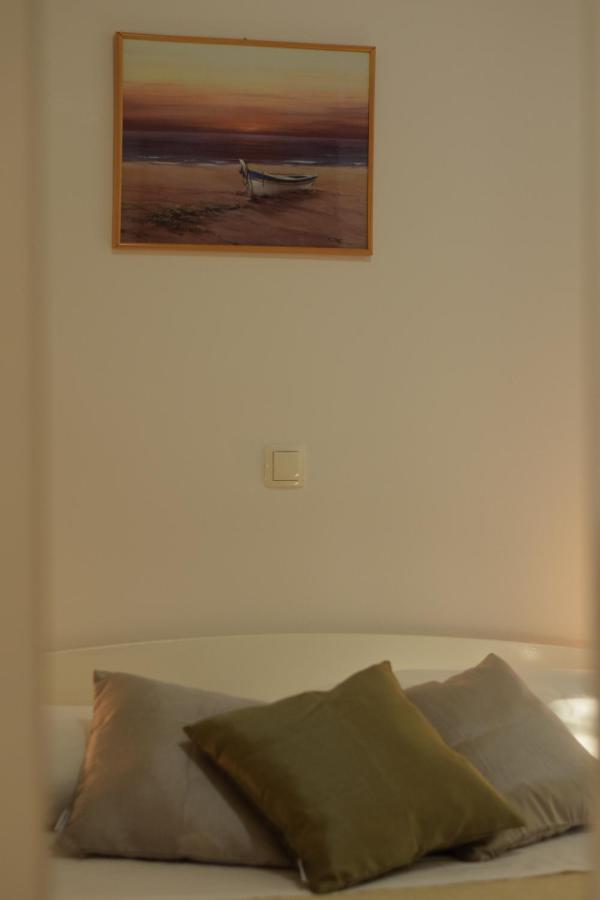 וודיצה Studio Apartman Marina מראה חיצוני תמונה