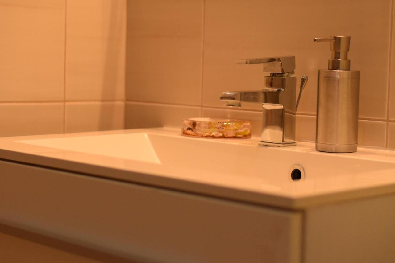 וודיצה Studio Apartman Marina מראה חיצוני תמונה