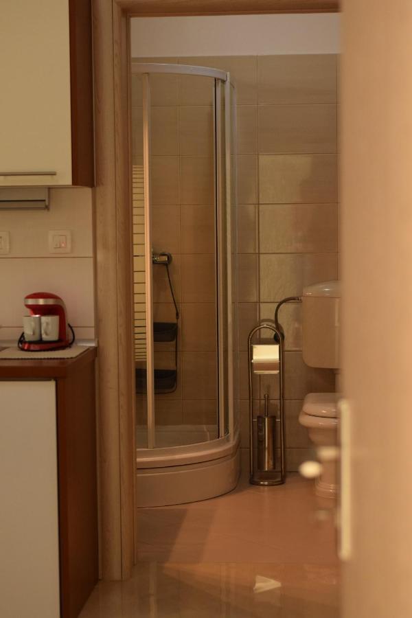 וודיצה Studio Apartman Marina מראה חיצוני תמונה